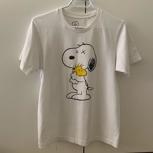 Uniqlo x Kaws x Peanuts T-shirt